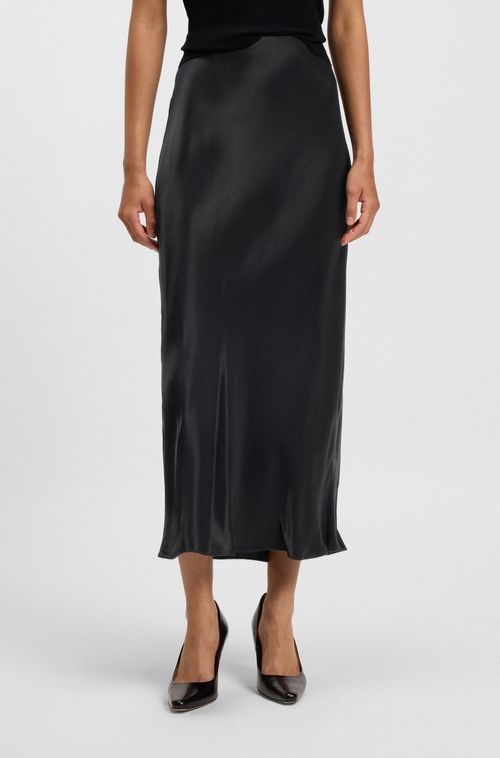 Saia De Ajuste Regular Em Cetim