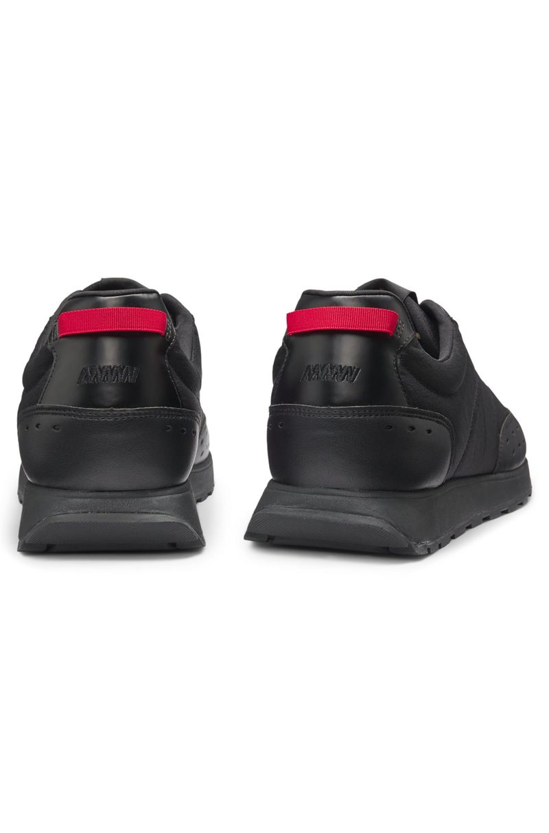 Tênis De Inspiração Esportiva Com Detalhes Em Zigue-Zague