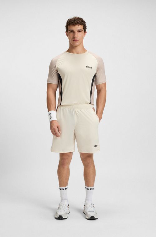 Shorts De Treino Em Tecido Flexível Com Controle Da Umidade