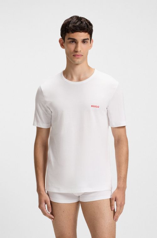 Pacote com três camisetas de underwear em algodão com logos