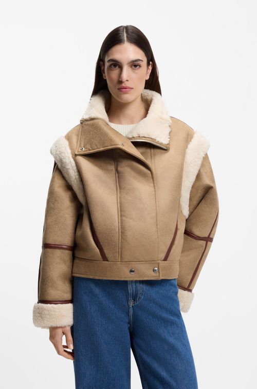 Jaqueta Em Couro Sintético Com Mangas Destacáveis