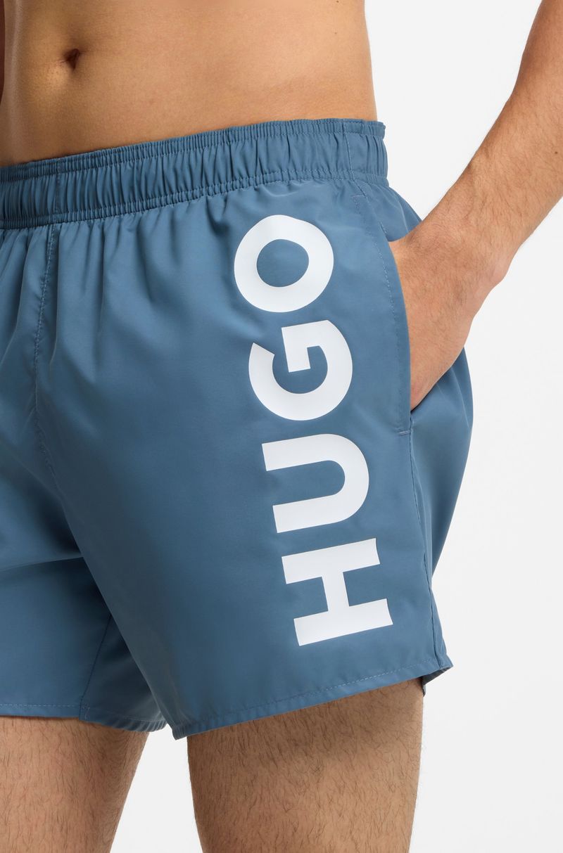 Shorts De Banho Com Logo Vertical Estampado