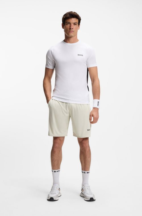 Shorts De Secagem Rápida Em Tecido Elástico Com Bolsos