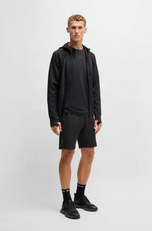 Shorts Com Elasticidade Ativa E Detalhes Refletores