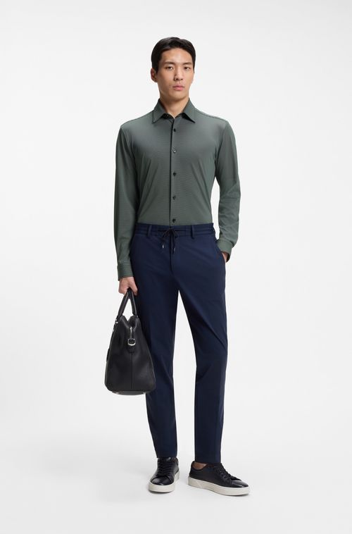 Camisa De Ajuste Slim Em Jersey Elástico De Alto Desempenho