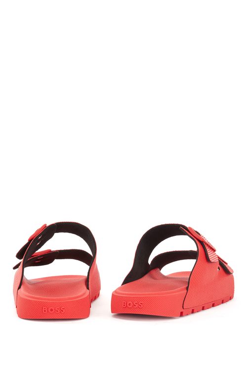 Sandália Com Duas Tiras E Parte Superior Estruturada