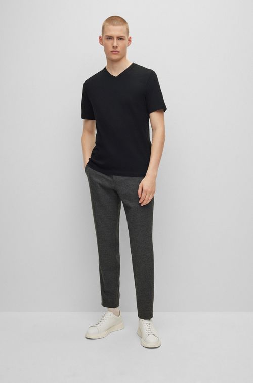 Camiseta Regular Fit Em Algodão Mercerizado Com Gola V