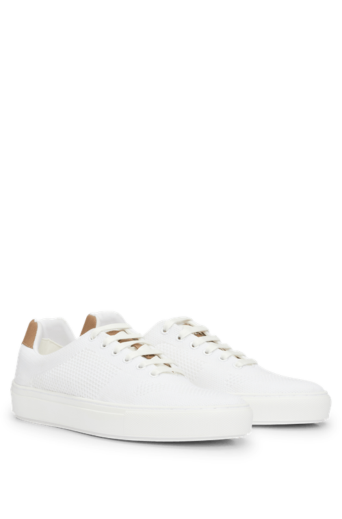 Tênis Cano Baixo Com Cabedal Em Malha Trançada