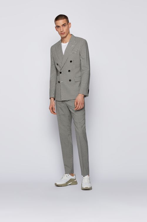 Camiseta Slim Fit Em Puro Algodão Com Acabamento Líquido