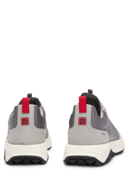 Tênis De Material Misto Com Sola De Borracha EVA