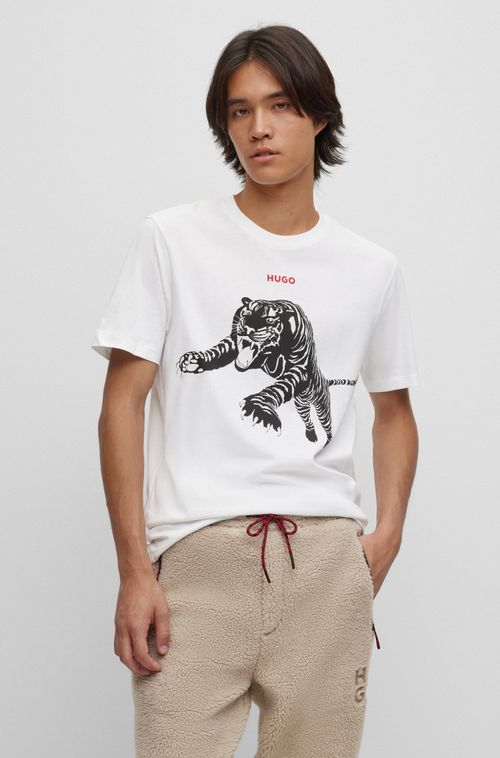 Camiseta Em Jersey De Algodão Com Arte E Logo