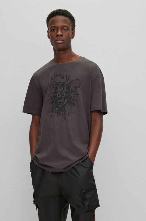 Camiseta Cinza Em Malha De Algodão Com Logo Estilizado
