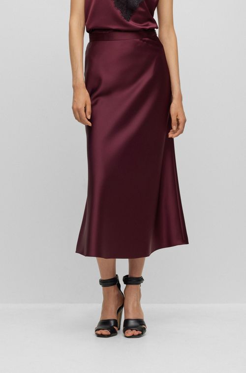 Saia Comprida Em Cetim Pesado