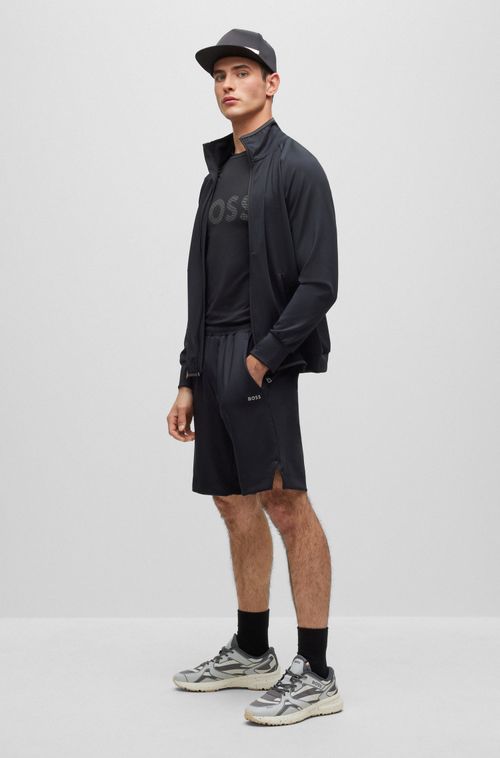 Shorts De Corte Regular Com Bolso Traseiro Com Zíper
