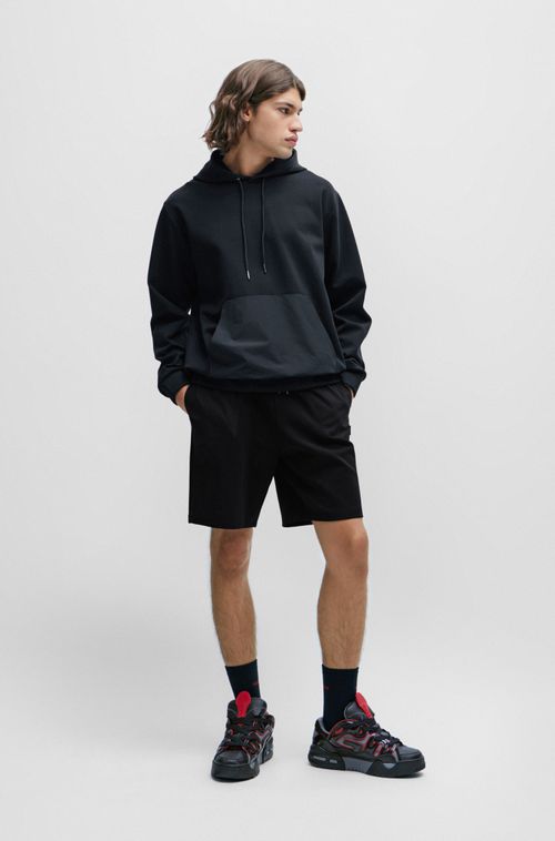 Shorts De Corte Folgado Em Algodão Esticável Com Bolsos Contrastantes