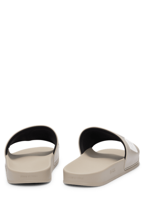 Chinelos Fabricados Na Itália Com Logo Elevado