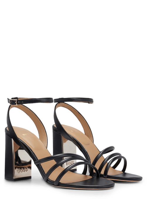 Sandália Em Couro Napa Com Salto Quadrado E Tiras