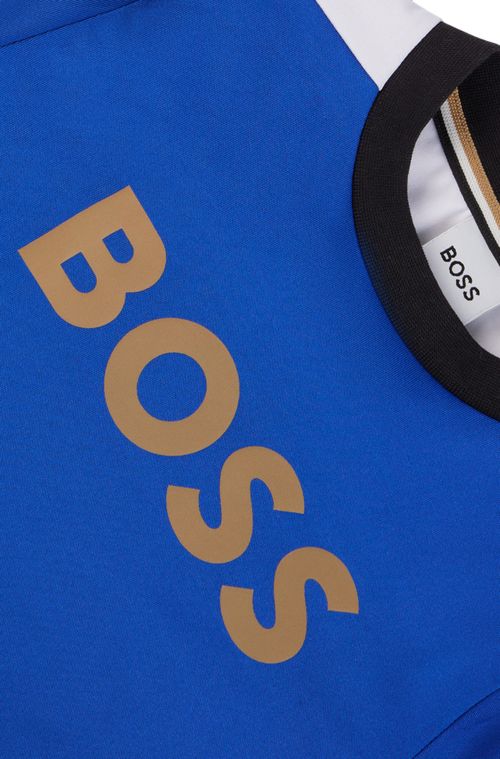 Camiseta Infantil Com Marca E Blocos De Cor