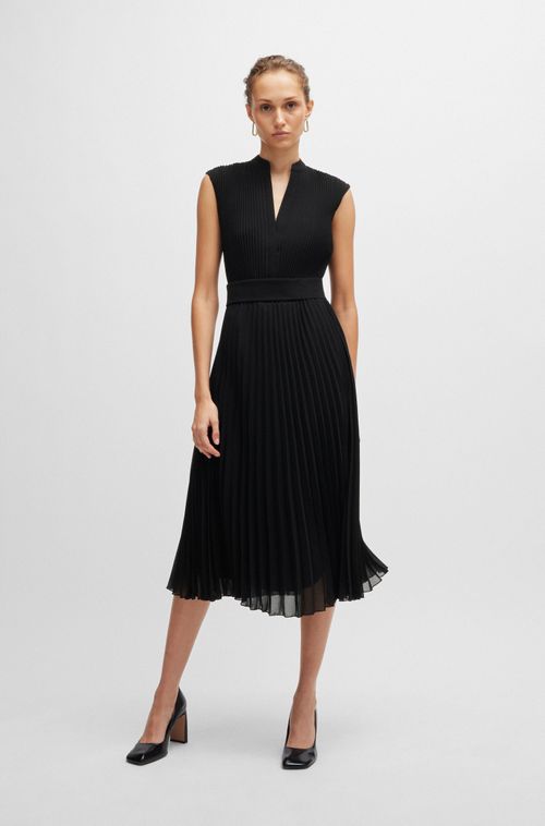 Vestido Plissado De Crepe Com Decote Entalhado