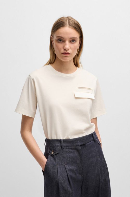 Top De Algodão Mercerizado Com Detalhe De Bolso Duplo