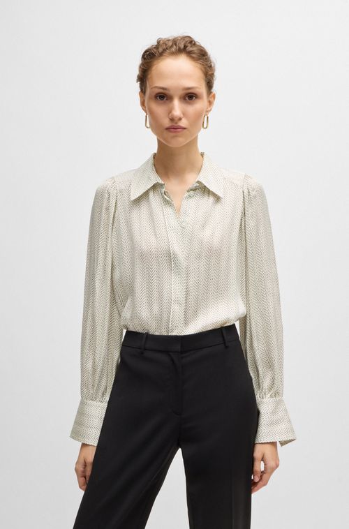 Blusa Sob Medida Em Tecido Estampado Com Seda