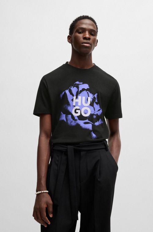 Camiseta De Algodão Com Arte E Logo