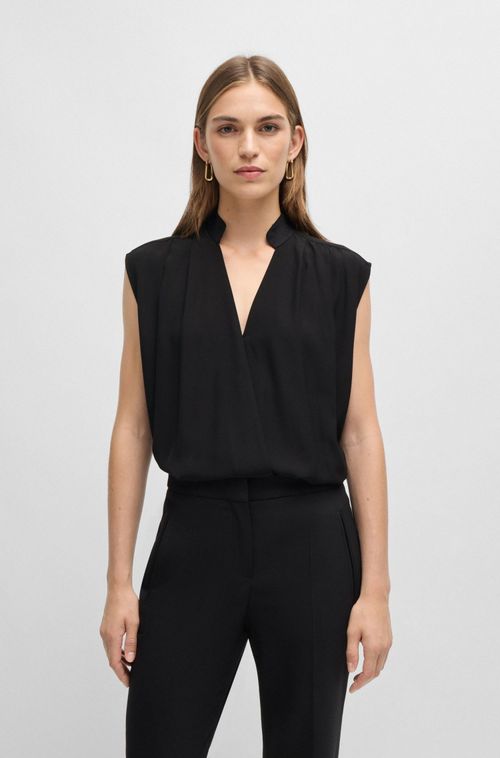 Blusa Sem Mangas Com Frente Envolvente