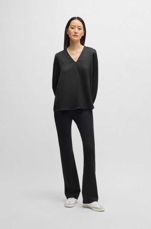 Blusa Regular Com Decote Em V Em Cetim Martelado