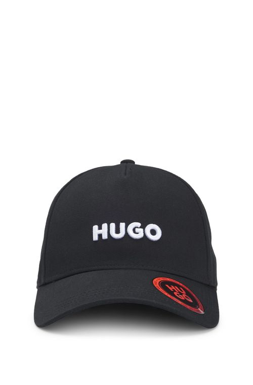 Boné Em Sarja De Algodão Com Logo Na Frente E Na Viseira