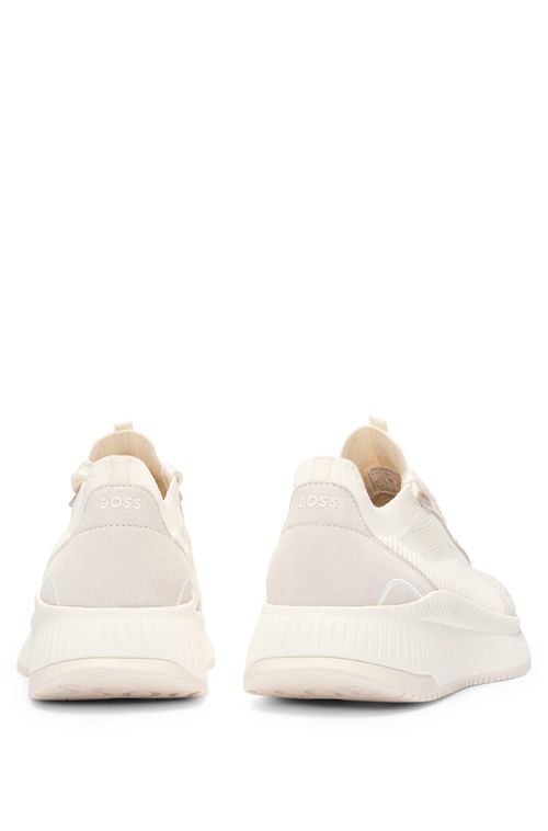 Tênis Ttnm Evo Com Parte Superior Em Malha E Camurça