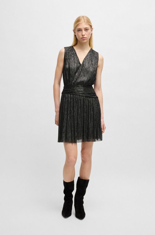 Vestido Plissé Com Frente Cruzada E Babados