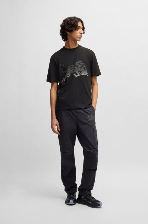 Camiseta Hugo X Rb Com Gráfico De Touro Em Degradê