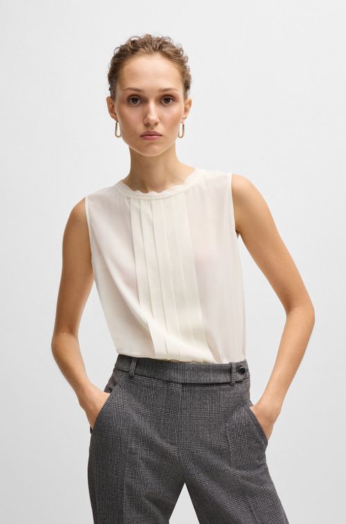 Blusa Sem Mangas Com Frente Plissada Em Seda Lavada