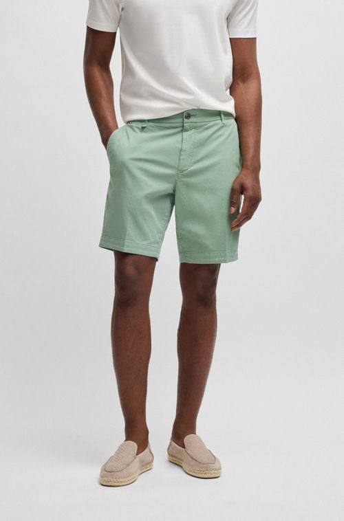 Shorts De Ajuste Slim Em Sarja De Algodão Elástico