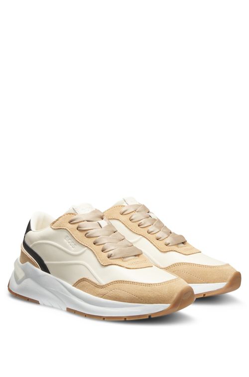 Tênis De Material Misto E Camurça