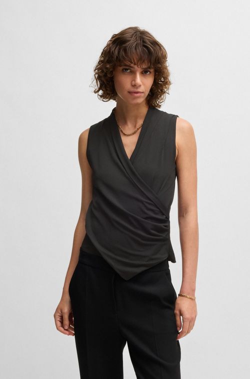 Top Sem Mangas Com Frente Transpassada Em Crepe Stretch