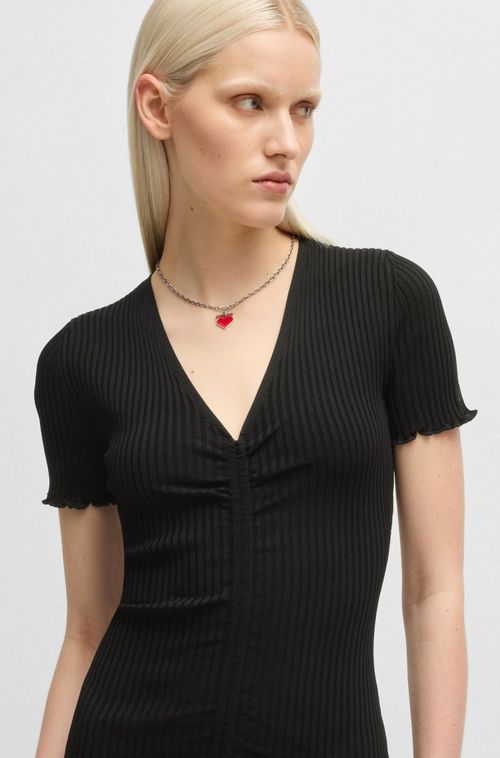 Vestido De Gola Em V Com Frente Com Pregas