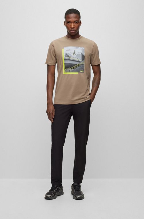 Camiseta Verde Com Estampa Fotográfica Em Jersey De Algodão Elástico