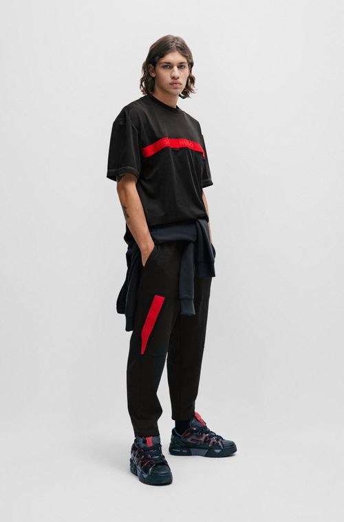 Camiseta Em Mistura De Algodão Com Fita Vermelha Com Logo