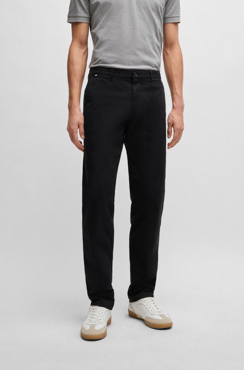 Chinos de corte regular em gabardine de algodão
