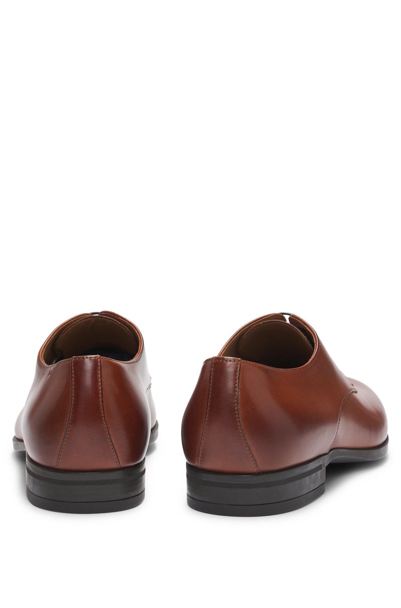 Sapatos Derby Em Couro Com Sola Emborrachada