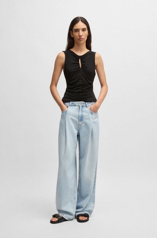 Top Em Jersey Com Detalhe Franzido E Recorte