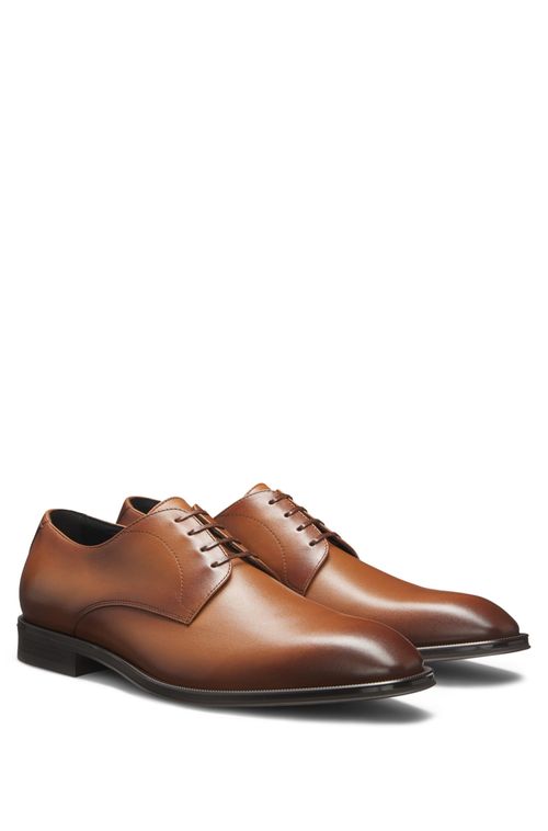 Sapatos Derby Em Couro Com Detalhes De Costuras