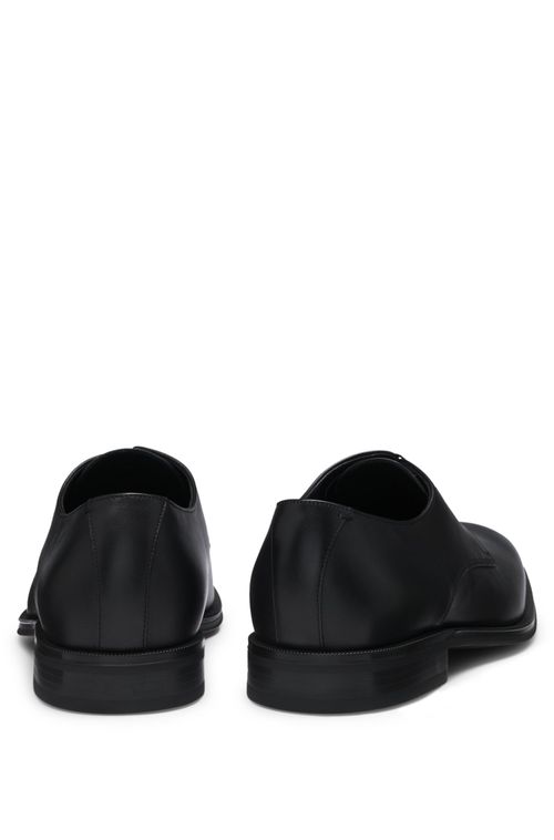 Sapatos Derby Em Couro Com Detalhes De Costuras