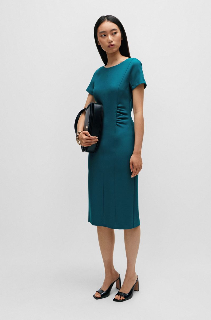 Vestido Com Fenda E Detalhes Franzidos