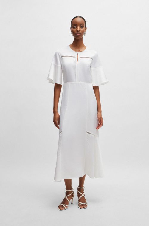 Vestido De Manga Curta Com Detalhes Em Renda