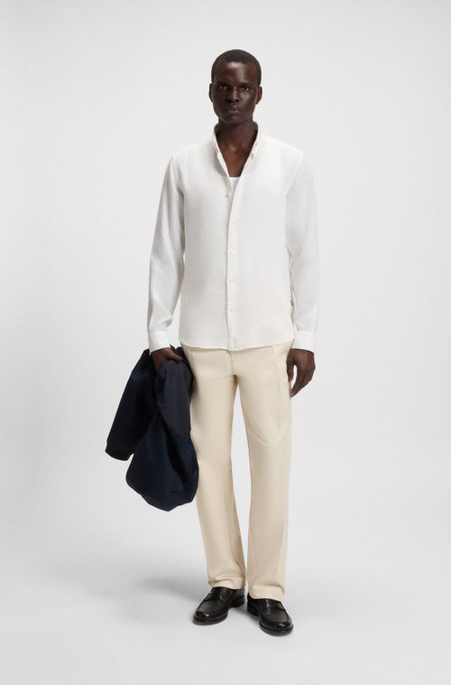 Camisa de ajuste slim em linho